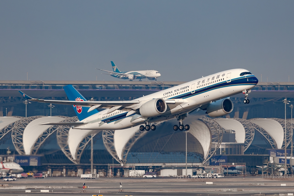 中國南方航空首季同比扭虧為盈，繼國航、東航後拋出逾100架空客飛機採購大單