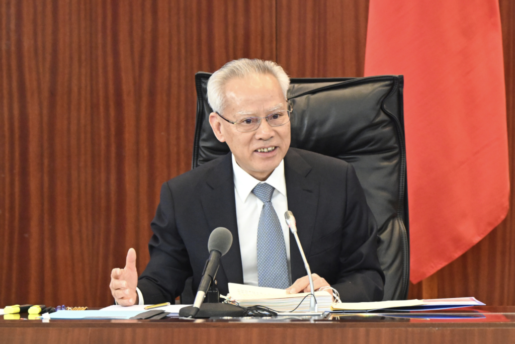 行政長官6月16日列席立法會全體會議