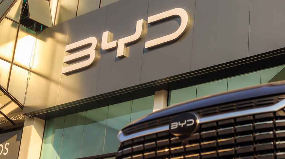 中國汽車巨頭比亞迪正在西安多個廠區同時招工，規模超8,000人–一財