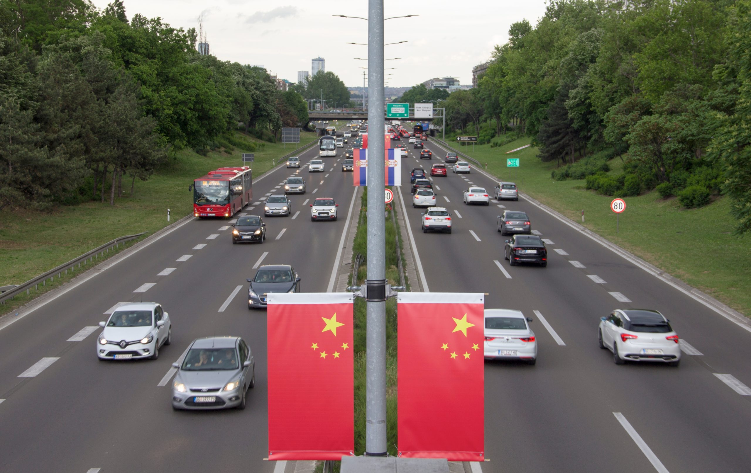 大眾汽車正與中國合作夥伴洽談西班牙電池工廠事宜–行業刊物