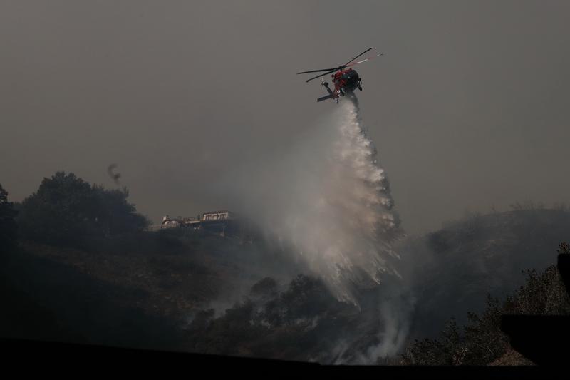 美國加州南部野火迅速蔓延　地方政府下達疏散令