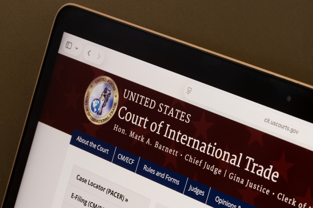 美貿易法院審理特朗普10%全球關稅合法性，多州提起訴訟