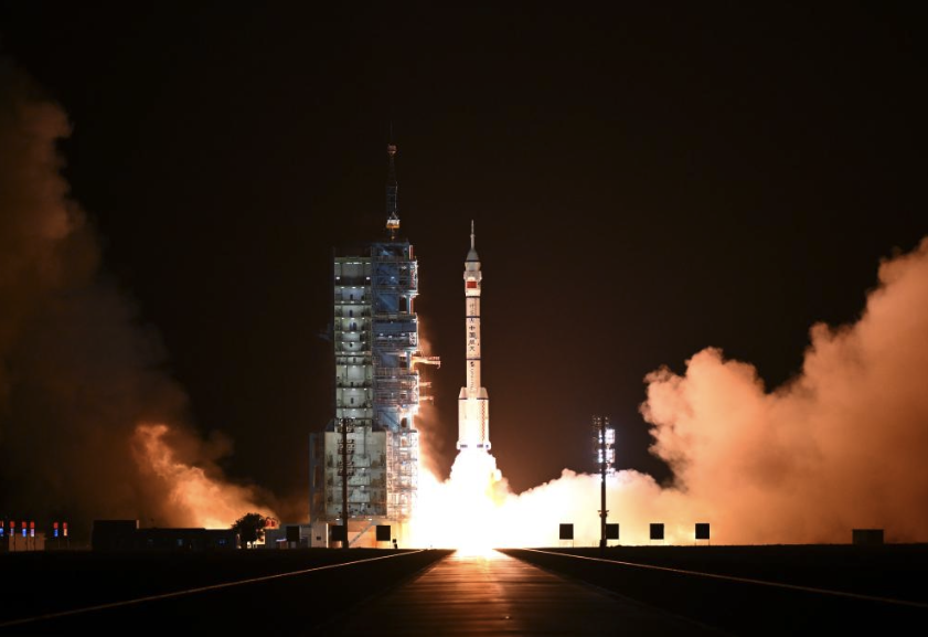 神舟二十三號載人太空船發射圓滿成功