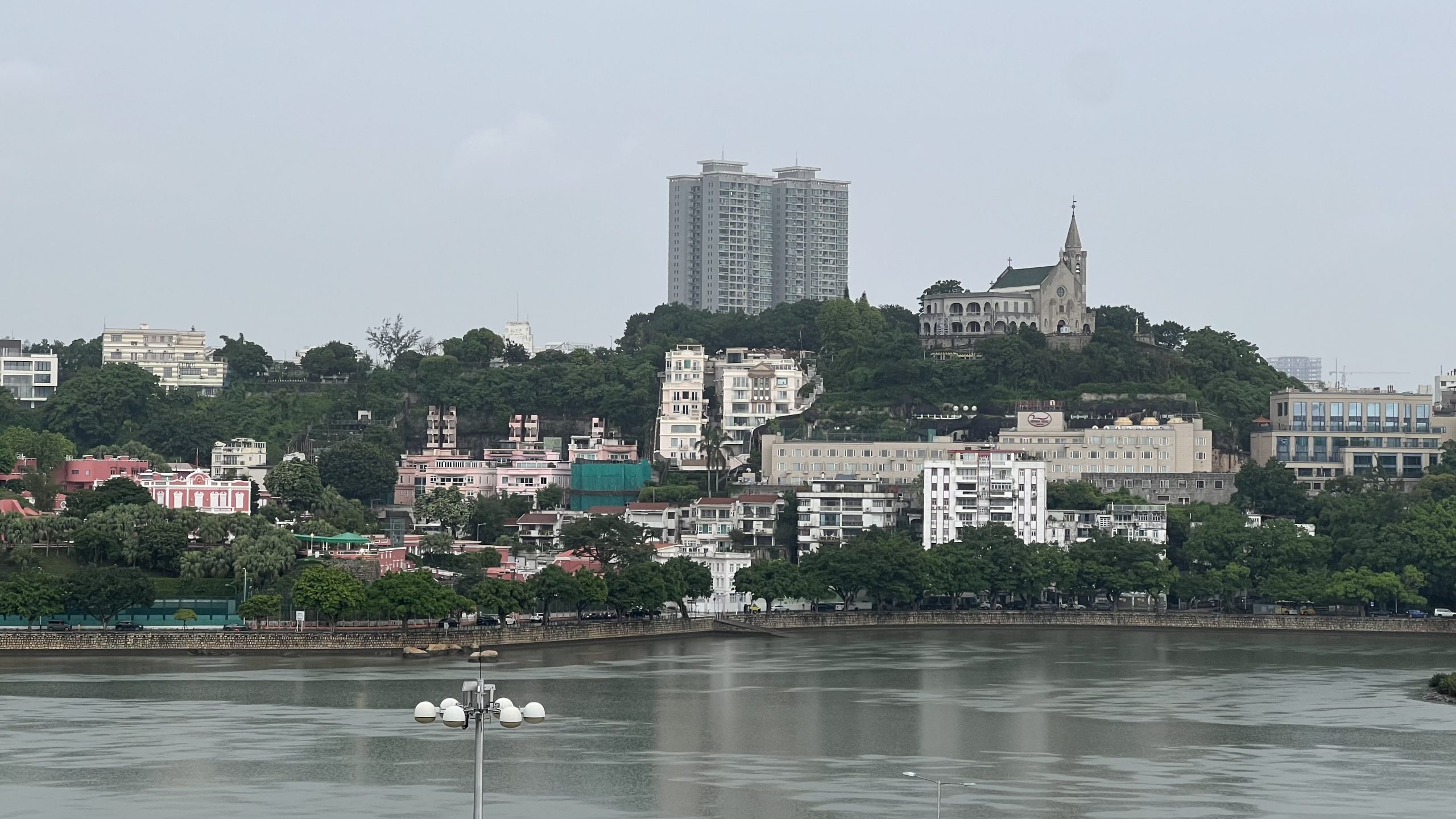 澳門半島酒店業績受壓 珠海橫琴分流旅客