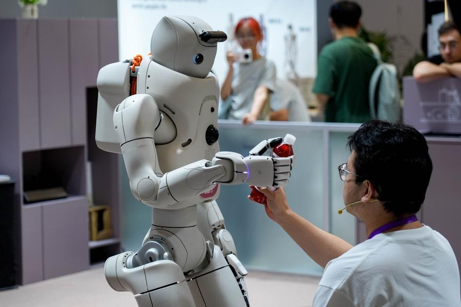 中國收緊人形機器人企業IPO審批，此前宇樹股價劇烈波動