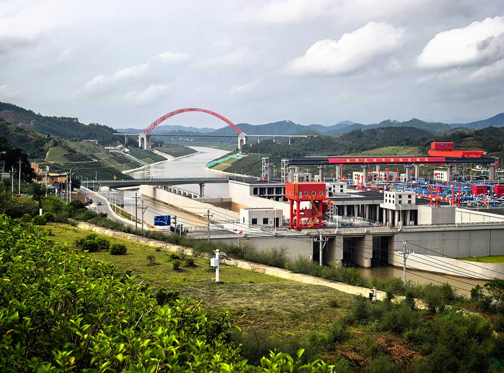 平陸運河通航 中國建成西南地區通往東盟新通道